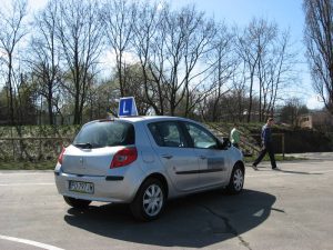 Prawo jazdy kategoria B Renault Clio Kia RIO 2017